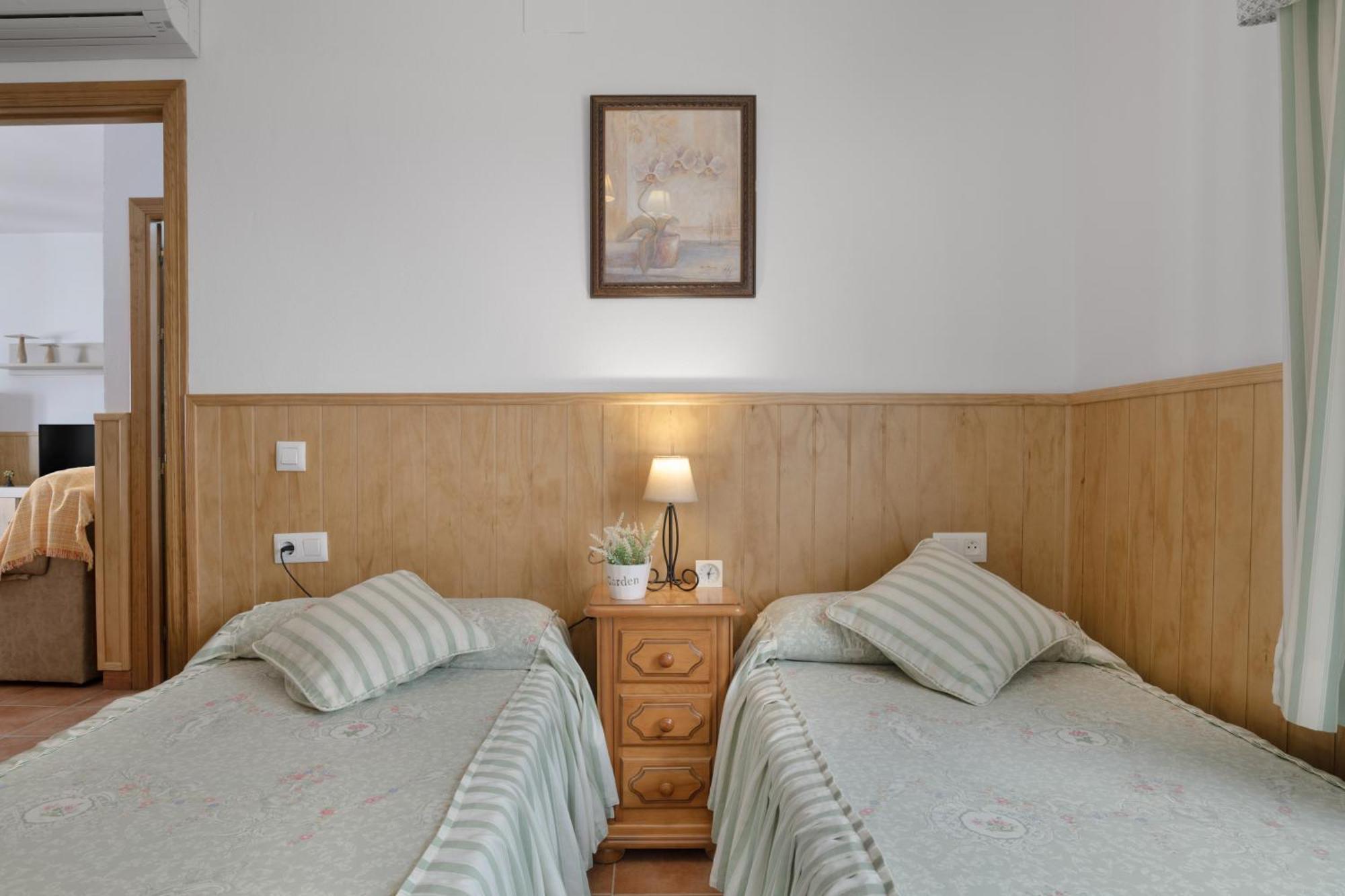 Apartamento Rocio - Solo Familias Conil De La Frontera Ngoại thất bức ảnh